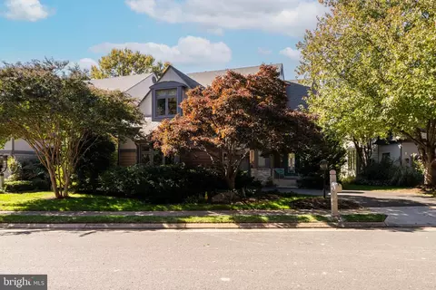 Exterior - 1472 Waterfront Rd, Reston, VA 20194 photo 2 of 10