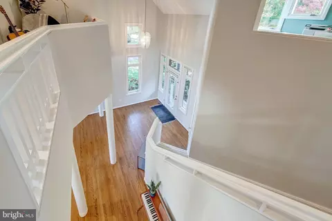 Entry Way - 1472 Waterfront Rd, Reston, VA 20194 photo 3 of 5