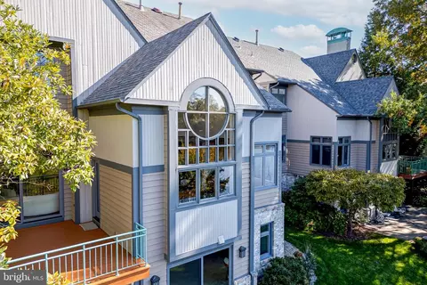 Exterior - 1472 Waterfront Rd, Reston, VA 20194 photo 10 of 10