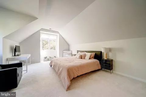 Bedroom - 1472 Waterfront Rd, Reston, VA 20194 photo 3 of 5