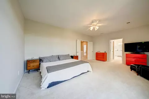 Bedroom - 1472 Waterfront Rd, Reston, VA 20194 photo 2 of 5
