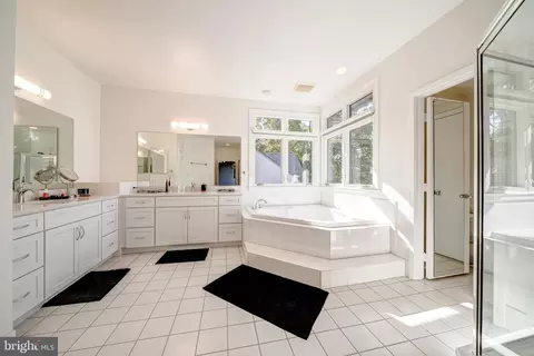 Bath - 1472 Waterfront Rd, Reston, VA 20194 photo 2 of 7