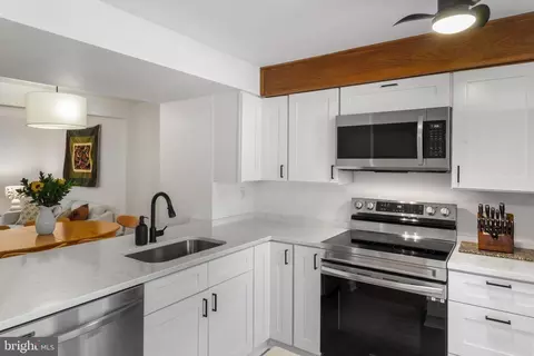 Other - 8028 Grandview Ct, Springfield, VA 22153 photo 2 of 17