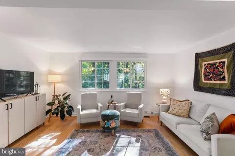 Other - 8028 Grandview Ct, Springfield, VA 22153 photo 5 of 17