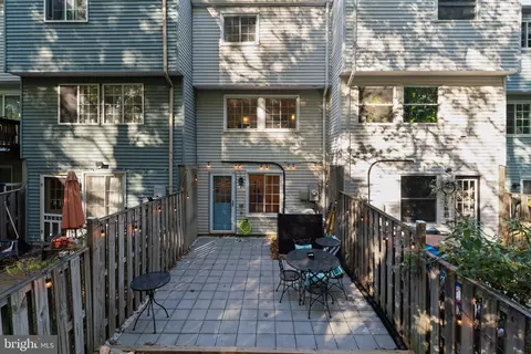 Exterior - 8028 Grandview Ct, Springfield, VA 22153 photo 2 of 6