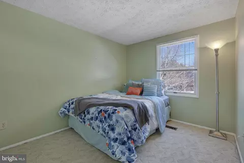1638 Barnstead Dr, Reston, VA 20194 photo 11