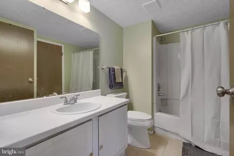 1638 Barnstead Dr, Reston, VA 20194 photo 9