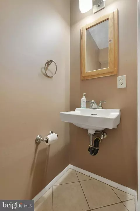 1638 Barnstead Dr, Reston, VA 20194 photo 15
