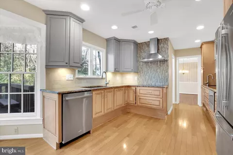 2321 Staley Rd, Reston, VA 20191 photo 14