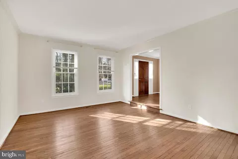 2321 Staley Rd, Reston, VA 20191 photo 5