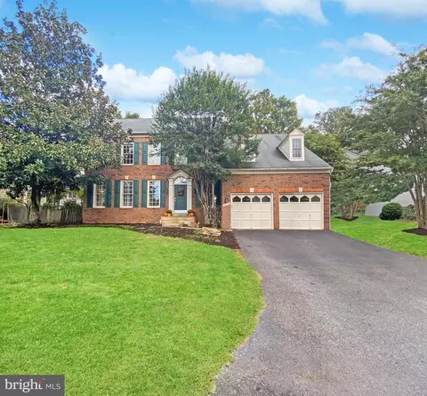 6613 Oak Rock Ct, Centreville, VA 20121