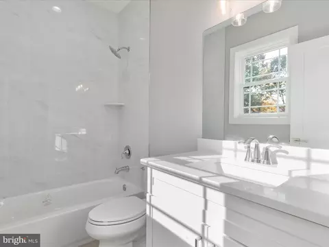 9727 Maury Rd, Fairfax, VA 22032 photo 40