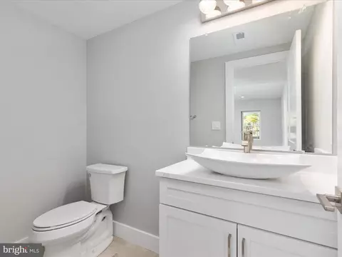 9727 Maury Rd, Fairfax, VA 22032 photo 59