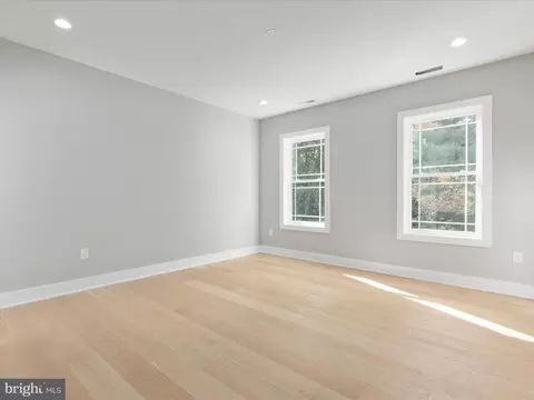 9727 Maury Rd, Fairfax, VA 22032 photo 41