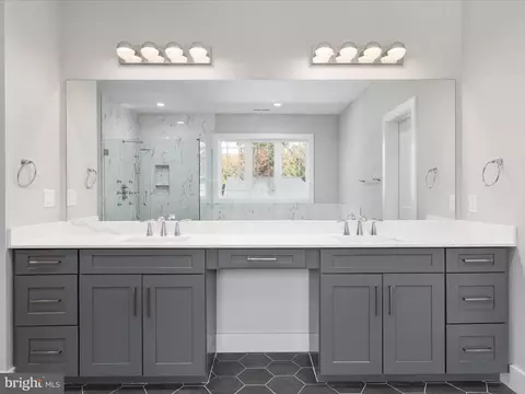 9727 Maury Rd, Fairfax, VA 22032 photo 32