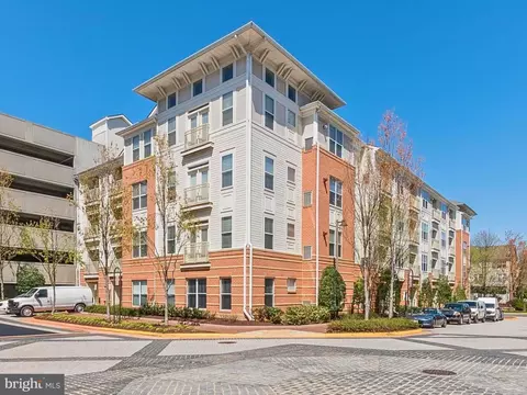 9486 Virginia Center Blvd #201, Vienna, VA 22181