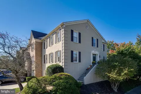 2000 Gallows Tree Ct, Vienna, VA 22182