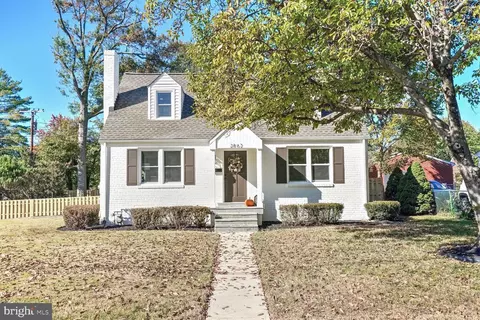 2862 Stuart Dr, Falls Church, VA 22042