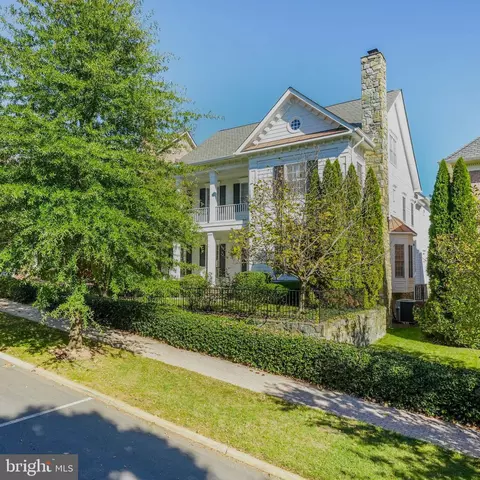 1493 Evans Farm Dr, Mclean, VA 22101
