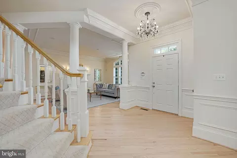1493 Evans Farm Dr, Mclean, VA 22101 photo 7