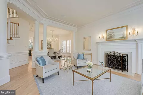 1493 Evans Farm Dr, Mclean, VA 22101 photo 9