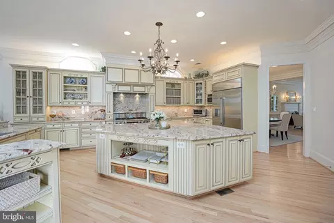 1493 Evans Farm Dr, Mclean, VA 22101 photo 15
