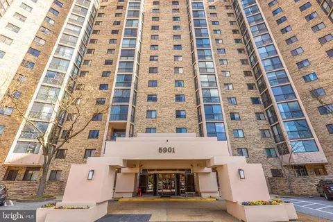 5901 Mount Eagle Dr #714, Alexandria, VA 22303