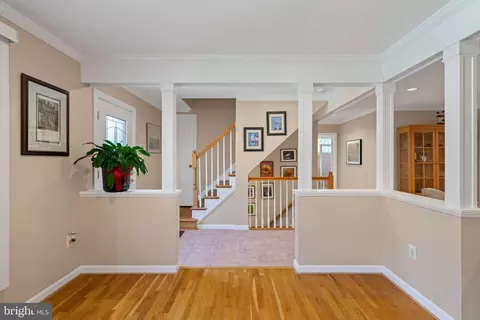 7006 Elkton Dr, Springfield, VA 22152 photo 8