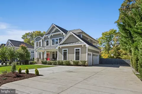 363 Courthouse Rd SW, Vienna, VA 22180
