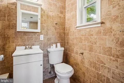 5406 Nutting Dr, Springfield, VA 22151 photo 27