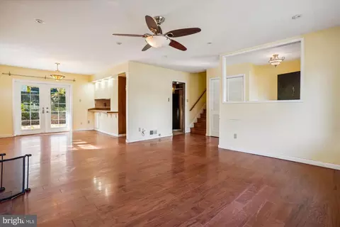 5406 Nutting Dr, Springfield, VA 22151 photo 5