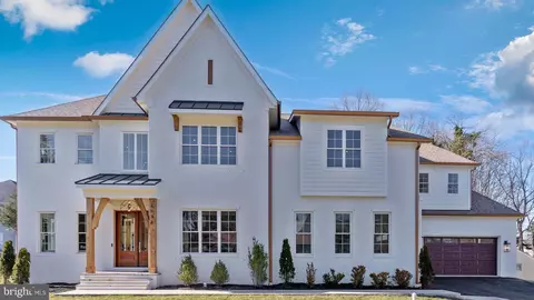 2638 Babcock Rd, Vienna, VA 22181