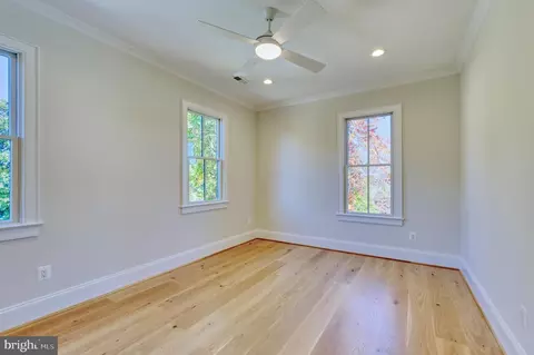 Bedroom - 1511 Smith St, Mclean, VA 22101 photo 3 of 8
