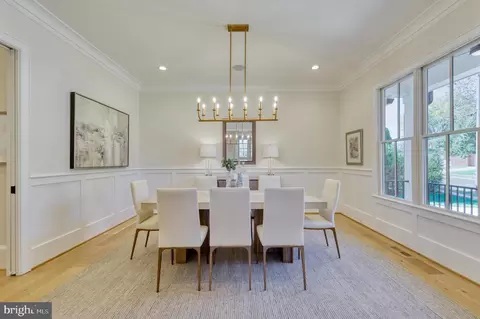 Dining - 1511 Smith St, Mclean, VA 22101 photo 1 of 4