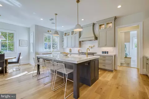 Kitchen - 1511 Smith St, Mclean, VA 22101 photo 2 of 5