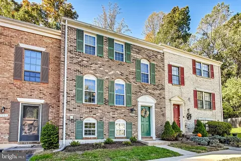 6066 Guildhall Ct, Burke, VA 22015 photo 2