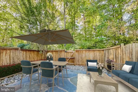 6066 Guildhall Ct, Burke, VA 22015 photo 33