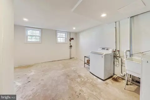 6066 Guildhall Ct, Burke, VA 22015 photo 31