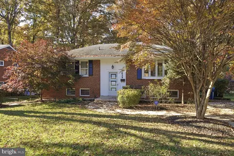 7639 Long Pine Dr, Springfield, VA 22151 photo 2