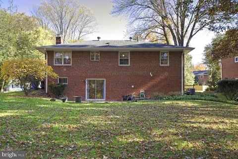 7639 Long Pine Dr, Springfield, VA 22151 photo 30
