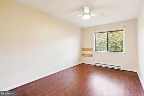 2190 Glencourse Ln, Reston, VA 20191 photo 22
