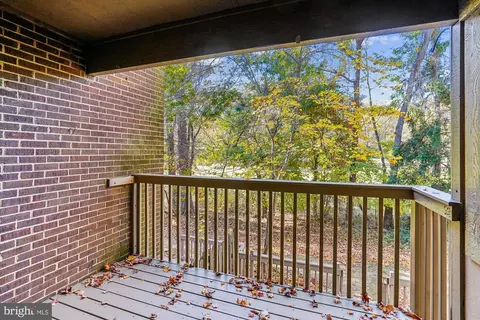 2190 Glencourse Ln, Reston, VA 20191 photo 16