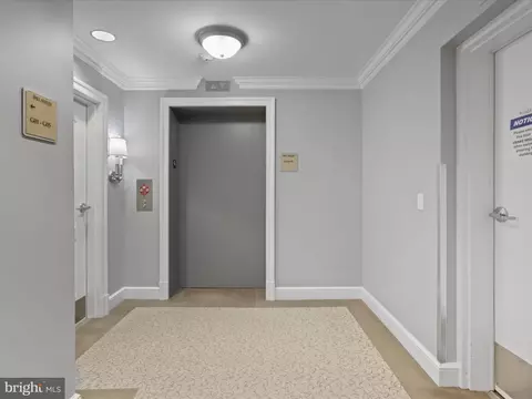 Entry Way - 1450 Emerson Ave #G01, Mclean, VA 22101 photo 3 of 4