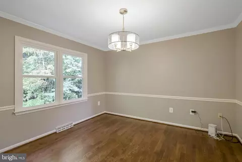 7582 Seabrook Ln, Springfield, VA 22153 photo 11