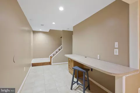 7582 Seabrook Ln, Springfield, VA 22153 photo 24