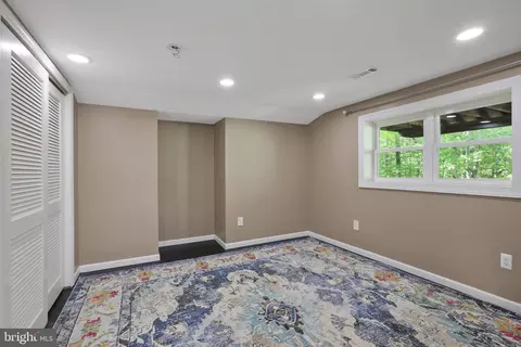 7582 Seabrook Ln, Springfield, VA 22153 photo 36