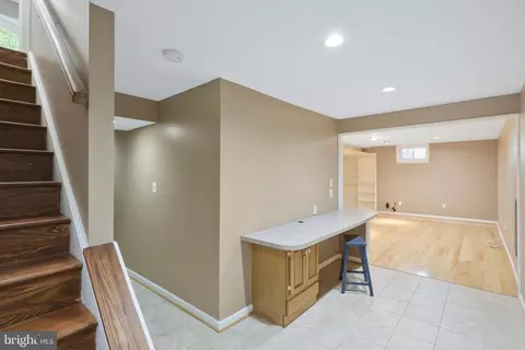 7582 Seabrook Ln, Springfield, VA 22153 photo 23