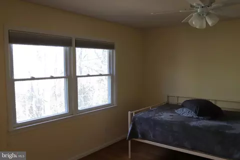 1588 Forest Villa Ln, Mclean, VA 22101 photo 42