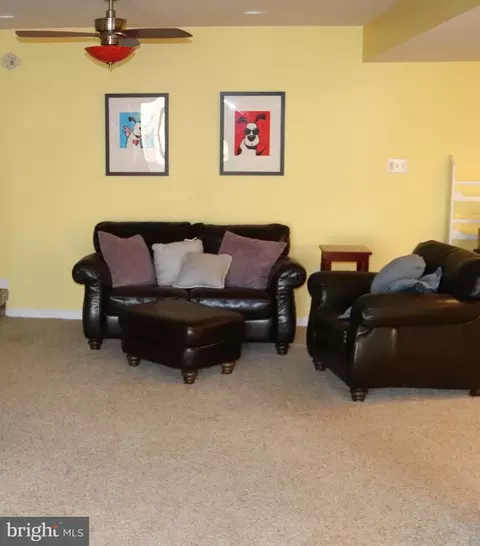 1588 Forest Villa Ln, Mclean, VA 22101 photo 51