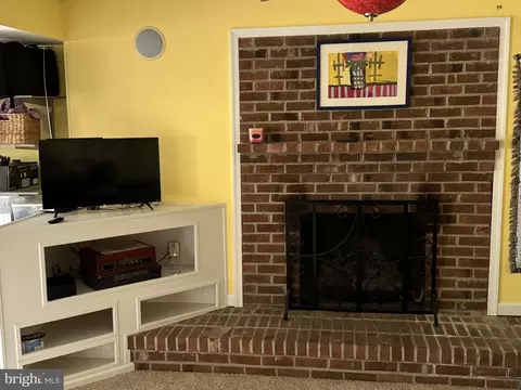 1588 Forest Villa Ln, Mclean, VA 22101 photo 53